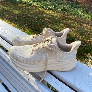 Women Hoka like new running sneakers.